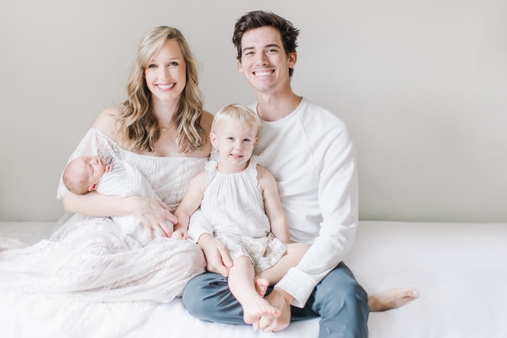 arkansas family with newborn and toddler photo shoot